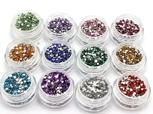12.000 gemas de estrás redondas facetadas acrílicas con respaldo plano 2 mm + 12 cajas de almacenamiento clavos - Imagen 1 de 9