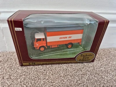 EFE 1/76 Bedford TK 20' Boxvan Southern Brs Modellino Bus 22901 - Immagine 1 di 4