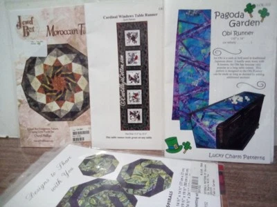 8 Quilt Pattern Lot Table Runners Placemats Moroccan Pumpkin Cardinal Pagoda - Image 1 of 2