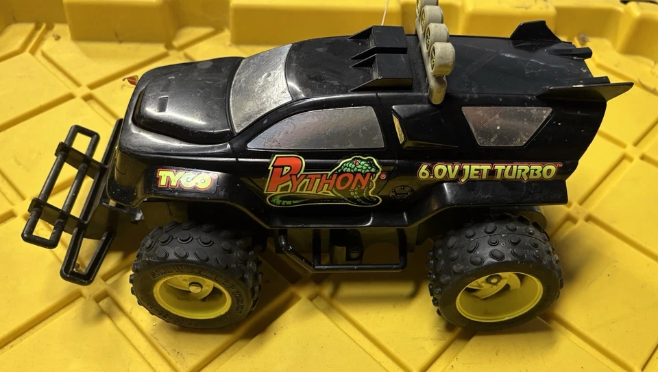 1994 Tyco PYTHON 6.0V Jet Turbo RC Car Truck And Battery UNTESTED No Remote - Image 1 of 4