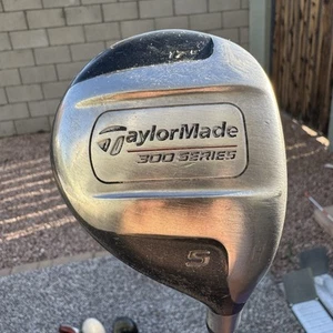 TaylorMade 300 Serie 5 Legno 17* R-80 Albero Regolare Grafite - Foto 1 di 12