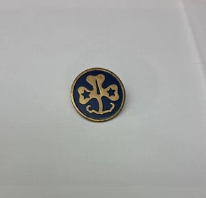 WAGGGS GIRL SCOUTS Trefoil Logo blau Emaille Brosche Anstecknadel Pinback Button - Bild 1 von 3