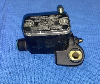 Cilindro maestro embrague Brembo 10.4668.23 Ducati 900ss Paso F1 Foto 1 de 3