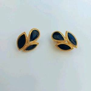 Vtg Trifari Clip-On Earrings 80's Gold Tone Navy Blue Enamel - Picture 1 of 6