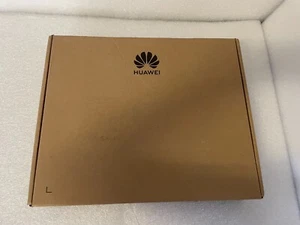 NEW Huawei S5735-L8P4S-A-V2 8 Port Gigabit PoE CloudEngine Switch - Picture 1 of 6