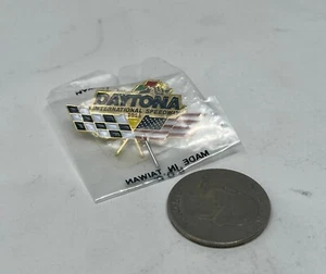 1995 Daytona International Speedway Pin - Picture 1 of 1