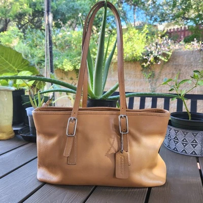 Vintage 2002 Coach 'Classic Shopper' Tote 9813 Camel/Tan Leather Nickel Bag Y2K - Image 1 of 4