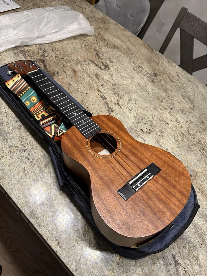 Ukelele Barítono, Ukelele Instrumento Musical Profesional 30 Pulgadas para Adultos... Foto 1 de 4