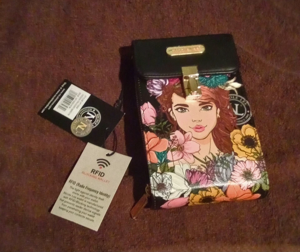 Nicole Lee Cartera Grande Diseño Floral con Cremallera en Bolsa Central Nueva con Etiquetas Foto 1 de 4
