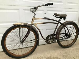 Vintage Roadmaster Mens 26"  Skip tooth Bicycle