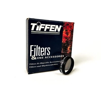 Tiffen 28.5 Close up +8 Screw in Filter - Image 1 of 3