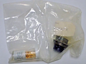 ITT AVNET MS3122E18-32PX CIRCULAR MIL SPEC AIRCRAFT CONNECTOR BOX MOUNT! NOS! - Picture 1 of 4