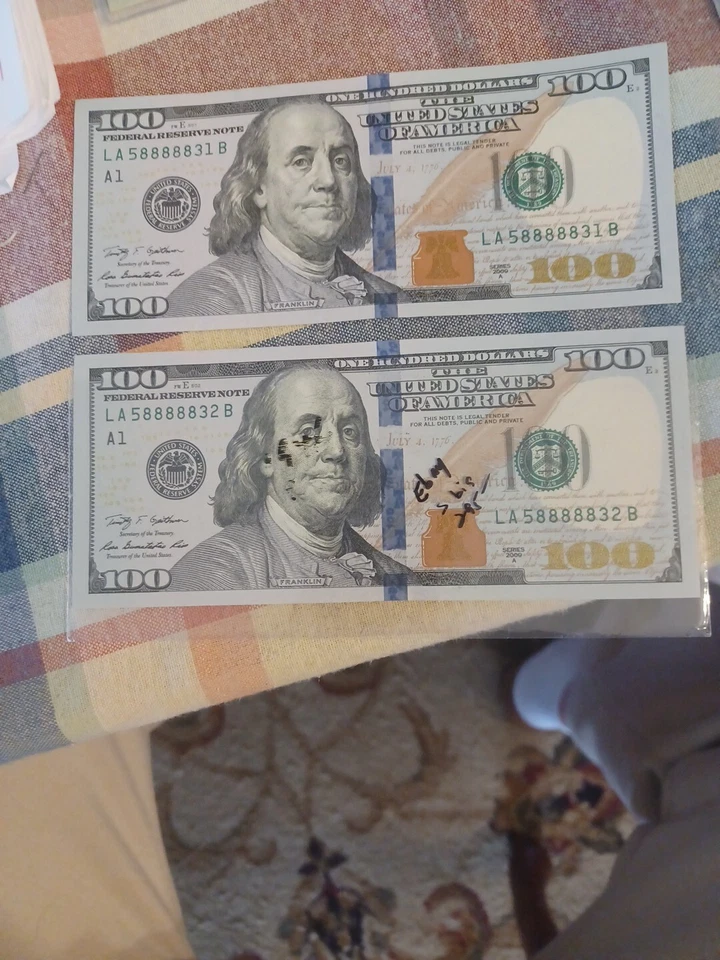 Lot Of (2) FANCY  58888831a 32a $100 Dollar Bill Series 2009A RARE 5 of A Kind  - Image 1 of 2