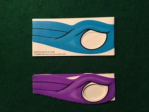 1990 Ralston Purina Cookie Crisp ***TMNT MASK*** cereal premium prize toy