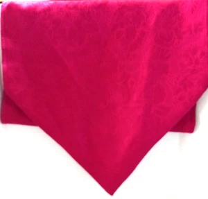 Table Runner 72 × 12 Polyester Red Embossed With Flowers - Picture 1 of 4