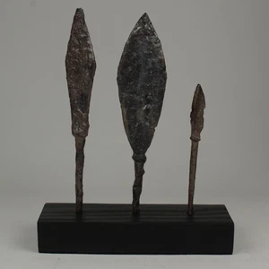 3 x ANCIENT VIKING IRON ARROW HEADS - CIRCA 8th/11th Century (AG3) - Picture 1 of 1