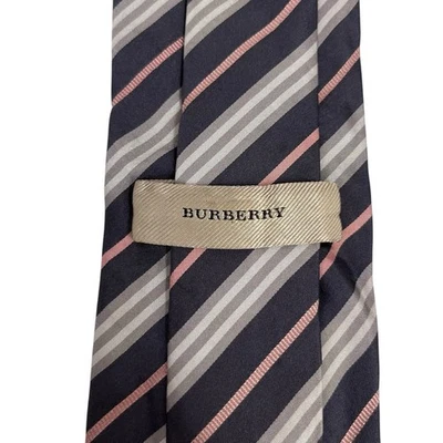 Corbata para hombre Burberry gris y rosa a rayas 100 % seda satinada 3 3/8" (ancho) x 58" (l) usada en excelente estado Foto 1 de 4