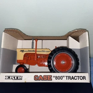New Ertl Case 800 NF Diesel Tractor Case-O-Matic Die-Cast Metal 1/16 Scale #693 - Picture 1 of 5