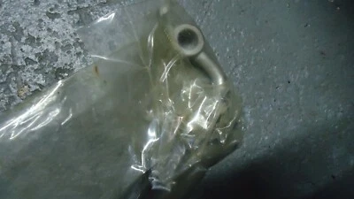 Mangueira de freio traseira de passageiros Subaru Legacy 2010-2014 - 26541AJ061 - Imagem 1 de 3