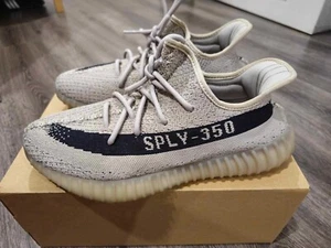 YEEZY 350 V2 SLATE CORE BLACK ADIDAS BOOST US10 UK9.5 AUTHENTIC - Picture 1 of 10