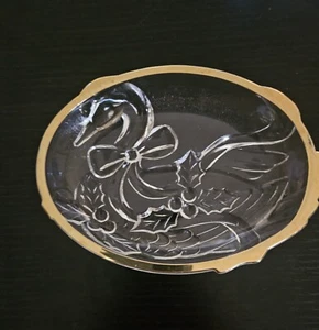 Mikasa Goose Sweet Dish 6" Holly Berries Candy Glass Gold Trim - Picture 1 of 3