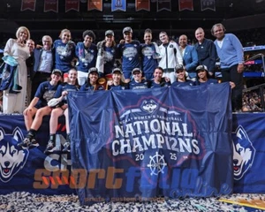 2025 CONNECTICUT HUSKIES Glossy 8x10 Photo National Champions Print UConn Poster - Picture 1 of 1