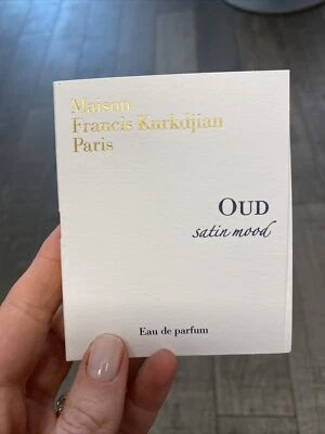 Frasco Maison Francis Kurkdjian Paris OUD Satin Mood 2 ml Foto 1 de 2