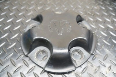 Dodge Ram 1500 2002-2008 OEM TAPACUBOS CENTRAL RUEDA PARTE 52110444AA UNA TAPA NEGRA Foto 1 de 4