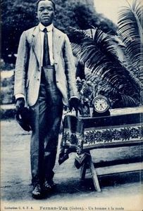 Ak Fernan Vaz Gabon, ein modischer Mann - 4786406 - Bild 1 von 2