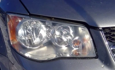 11-18 2019 20 Dodge Caravan Passenger RH Headlight Quad Halogen w/ Chrome Bezel - Изображение 1 из 4