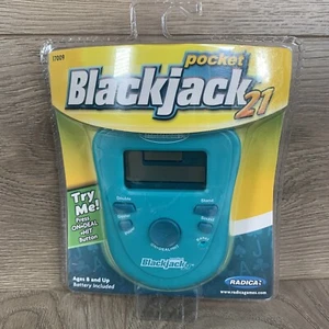 Radica Pocket Blackjack 21 elektronisches Reise-Handheld-Casinospiel 2006 NiP - Bild 1 von 2