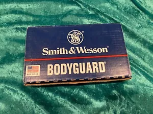 B62 - Smith and Wesson BG380 Bodyguard Series OEM Cardboard Case EMPTY Box - Picture 1 of 3