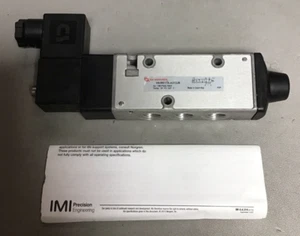 Norgen V61R517A-A313JB Federbetätigtes Magnetventil 5/2 Ventil 1/4" NPT 24V (B12) - Bild 1 von 8