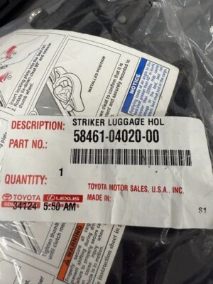 OEM TOYOTA TACOMA ADJUSTABLE BED RAIL CLEATS Foto 1 de 4