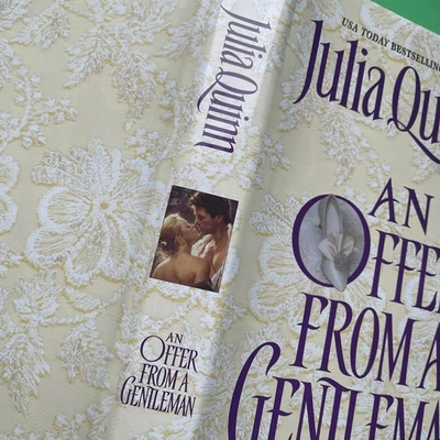 AN OFFER FROM GENTLEMAN Julia Quinn Romance Regency Bridgerton HC Avon Vtg 2001 Foto 1 de 4