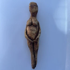 Moderne Venus Figur Handarbeit Ton Fruchtbarkeit Göttin - Bild 1 von 10