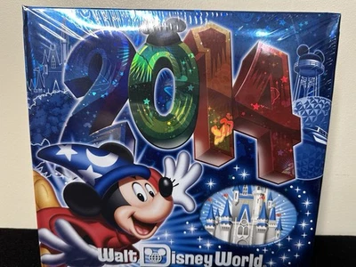 NEW SEALED~2014 WALT DISNEY WORLD PHOTO ALBUM~50 SLEEVES ~HOLDS 200 4X6" PHOTO - Image 1 of 4