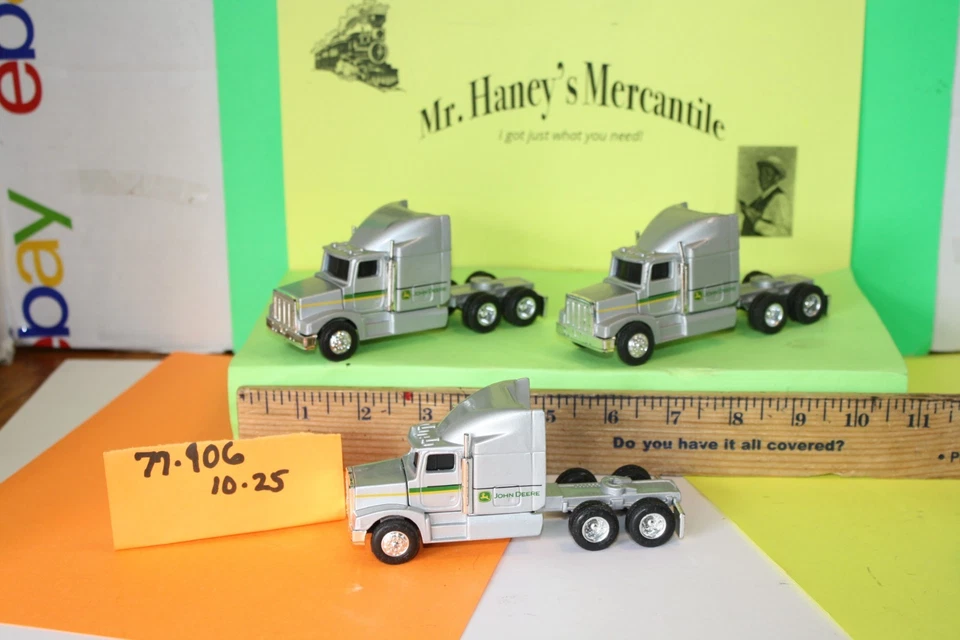 Semirremolque tractor John Deere diecast HO-Tres ERTL cabina plateada de 5" solamente Foto 1 de 4