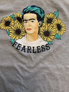 Frida Kahlo Fearless Jersey Top Junior’s Medium Gray/Yellow - Bild 1 von 5