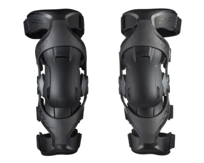 NEW POD K4 2.0 YOUTH KNEE BRACES PAIR BLACK MOTOCROSS MX OFF ROAD KIDS JUNIOR - Image 1 of 4