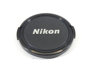 TAPA DE LENTE FRONTAL PELLIZCADA LETRAS BLANCAS NIKON 62 MM DE COLECCIÓN Foto 1 de 2