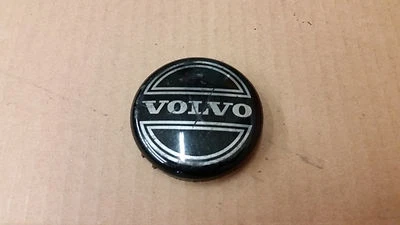 Volvo OEM 1992-2009 S40 S50 S60 S70 S80 S90 Black Center Hub Dust Cap 86 46379 - Image 1 of 2