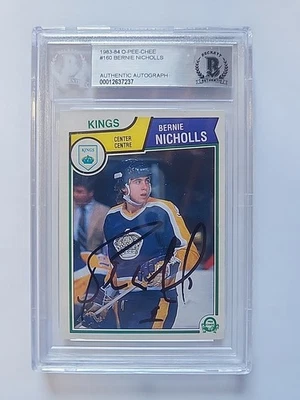 Tarjeta de radiocontrol firmada por Bernie Nicholls 1983-84 O-Pee-Chee Rookie Bas Beckett automática 1 Foto 1 de 2