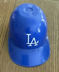 Vintage 5.5 ” 1980s MLB Plastic Team Helmet Los Angeles LA Dodgers Laich Blue - Bild 1 von 4