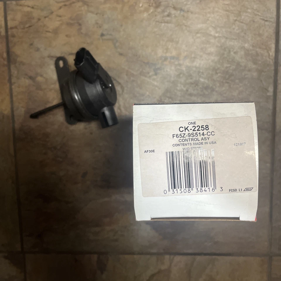 Motorcraft CK-2258 Carburetor Choke Pull-Off OEM Ford Lincoln Mercury - Image 1 of 2