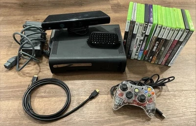 Consola Microsoft Xbox 360 Elite 120GB Paquete Negra con Controlador y 12 Juegos Foto 1 de 4