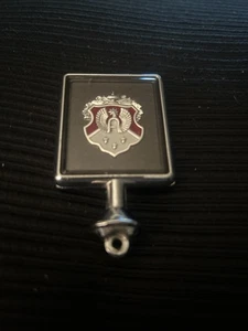 oldsmobile delta 88 98 Regency Motorhaubenverzierung - Bild 1 von 2