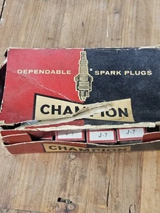 New Old Stock Champion Spark Plugs Part # J7 - Picture 1 of 3