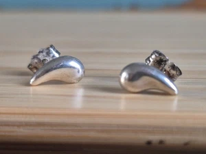Tiffany Elsa Peretti Sterling Silver Teardrop Stud Earrings - Picture 1 of 6