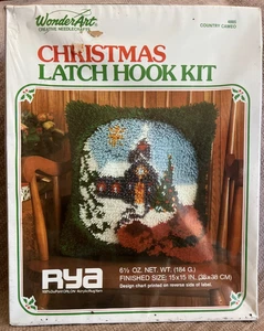 Vintage WonderArt Weihnachten Riegel Haken Kit #4885 Land Kamee Kirche 15"x15" - Bild 1 von 6